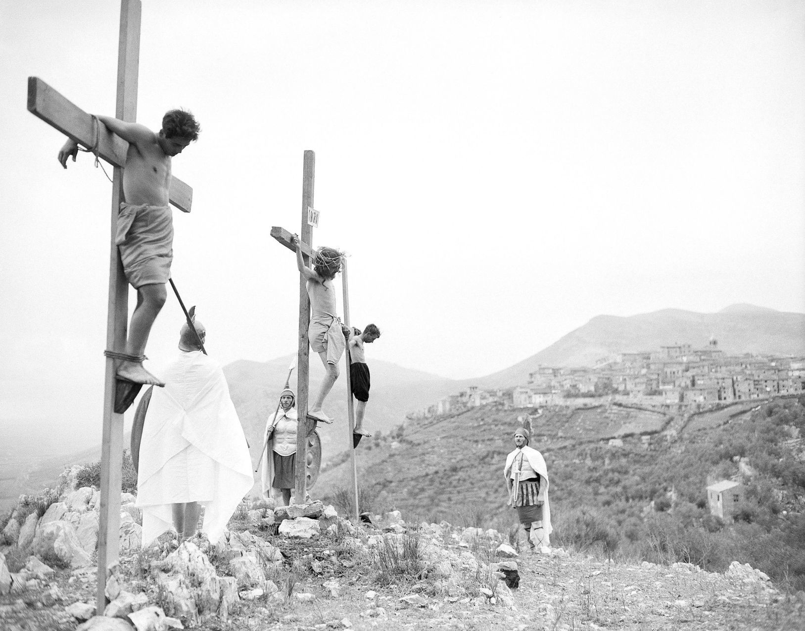 1950: Passion Play
